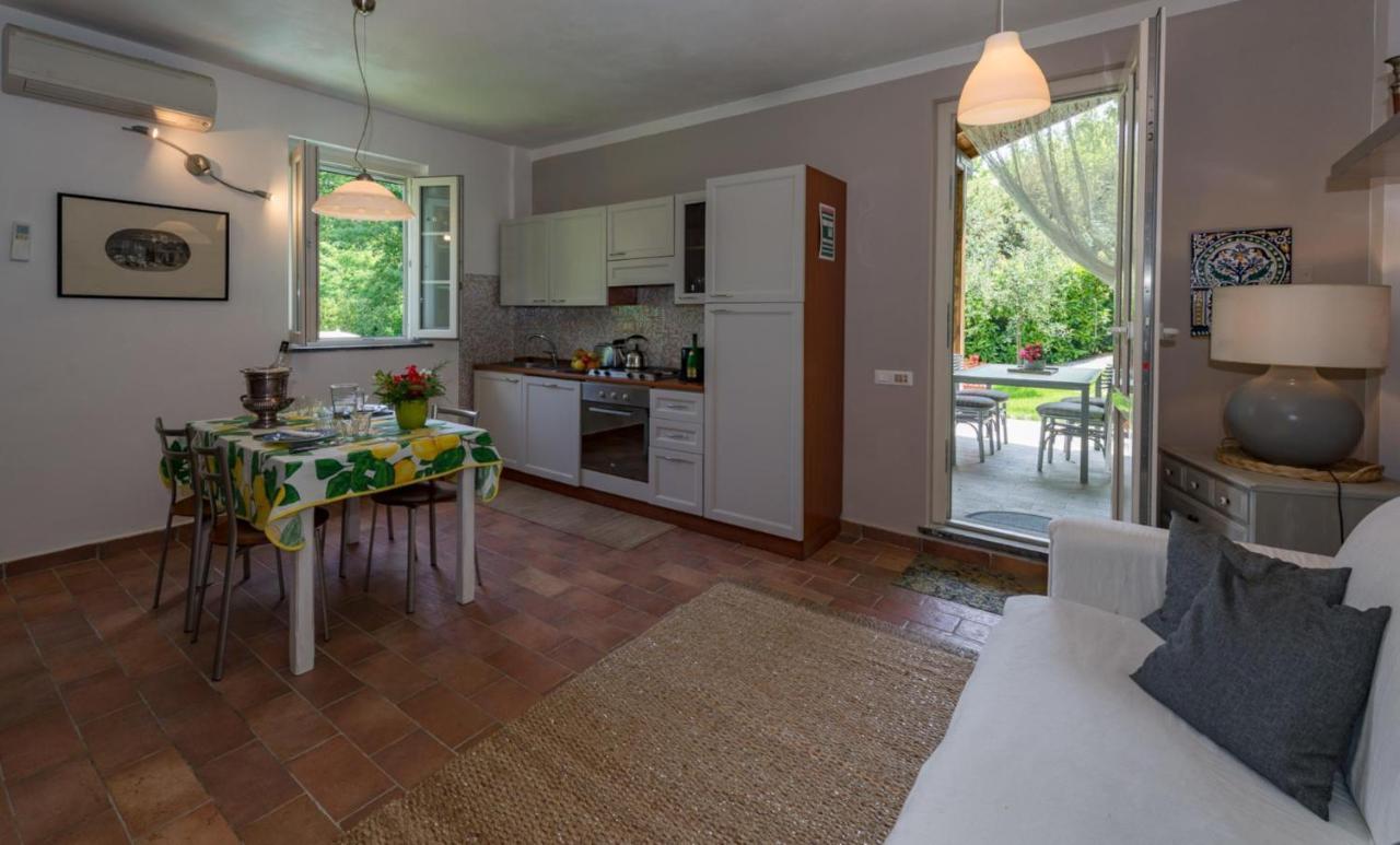 Villa Con Piscina Esclusiva Nel Verde 卢卡 外观 照片