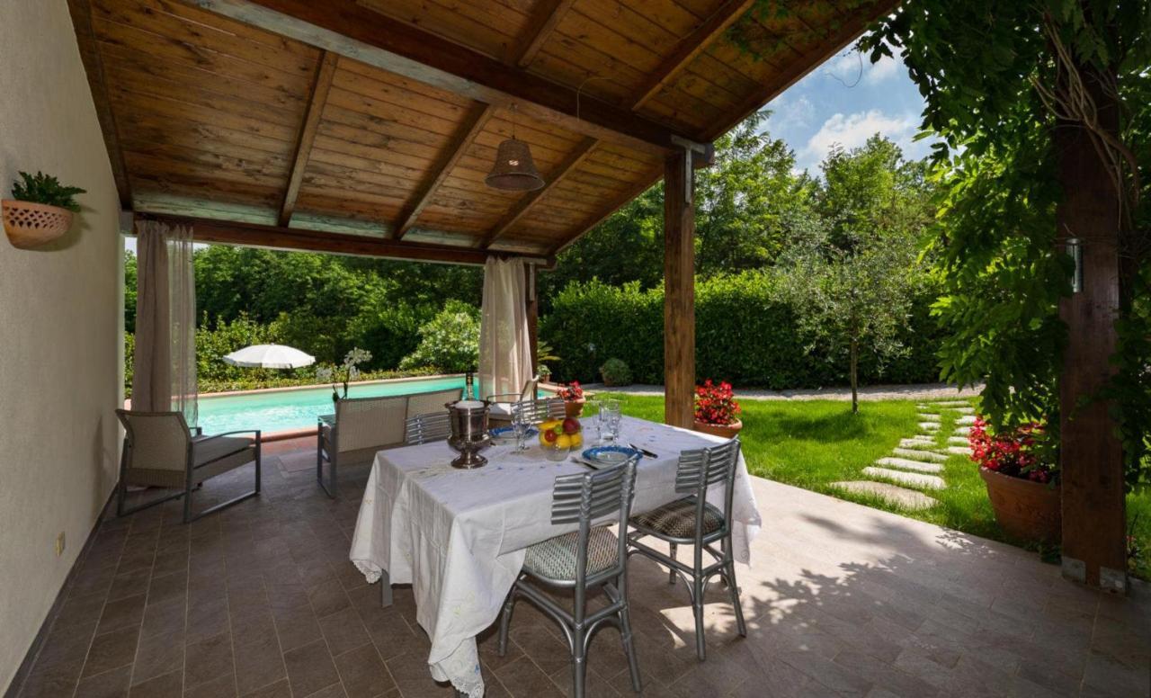 Villa Con Piscina Esclusiva Nel Verde 卢卡 外观 照片