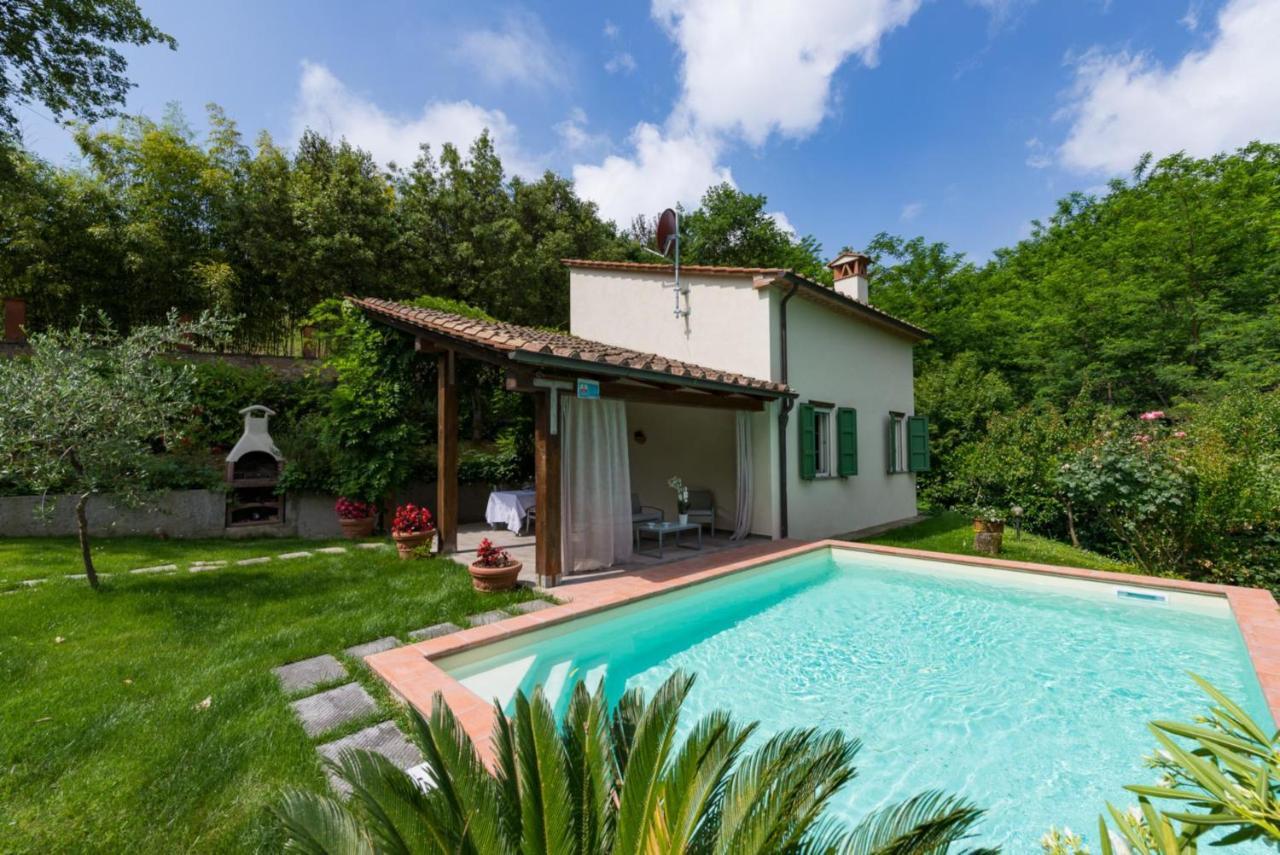 Villa Con Piscina Esclusiva Nel Verde 卢卡 外观 照片